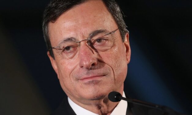 Mario Draghi sta tornando per passeggiare sulle macerie lasciate dalla caduta della globalizzazione