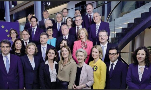 La commissione UE: bilanci di Italia e Grecia OK, bocciate Olanda e Germania. E Giorgia Meloni ringrazia salvando la maggioranza-Ursula
