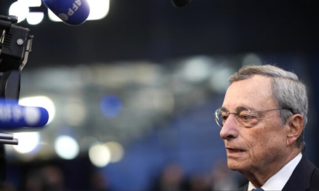 Draghi, alza le mani e dichiara il suo fallimento e quello della UE: “Cosa dobbiamo fare? non ho la minima idea” –